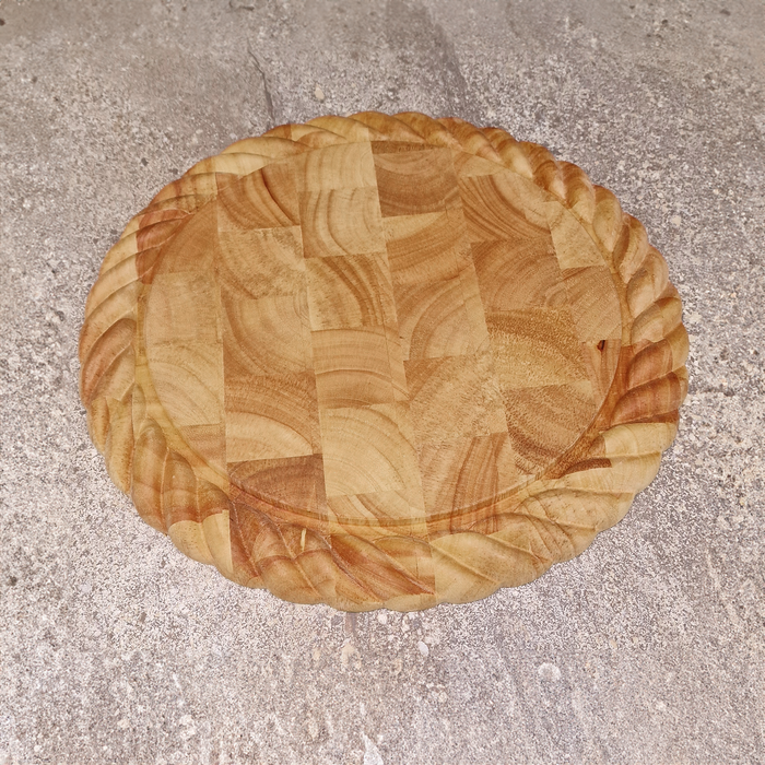 Round End Grain Bread board