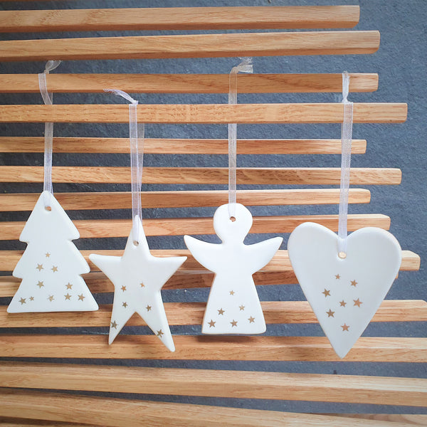 White ceramic decorations - Set of 4  - Shapes with Gold Stars